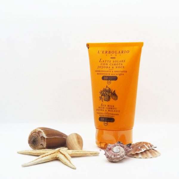 Latte Solare Viso e Corpo con Carota, Jojoba & Noce SPF 10